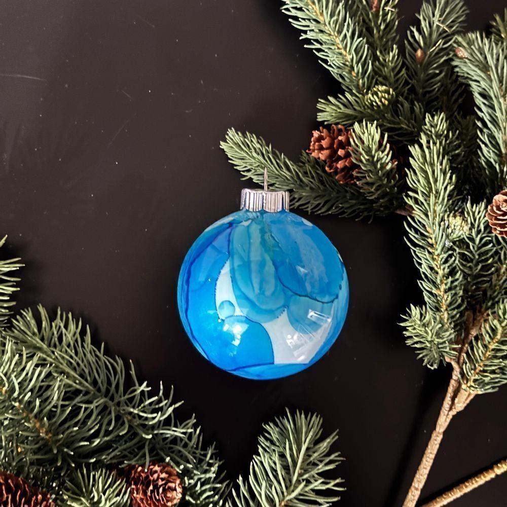 Handpainted Blue Christmas Ornaments Set of 3 Holiday Tree Decorations B - Picture 4 of 5